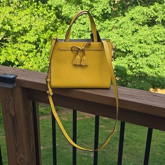 NWT Kate Spade Sunflower yellow satchel crossbody - Picture 2 of 8